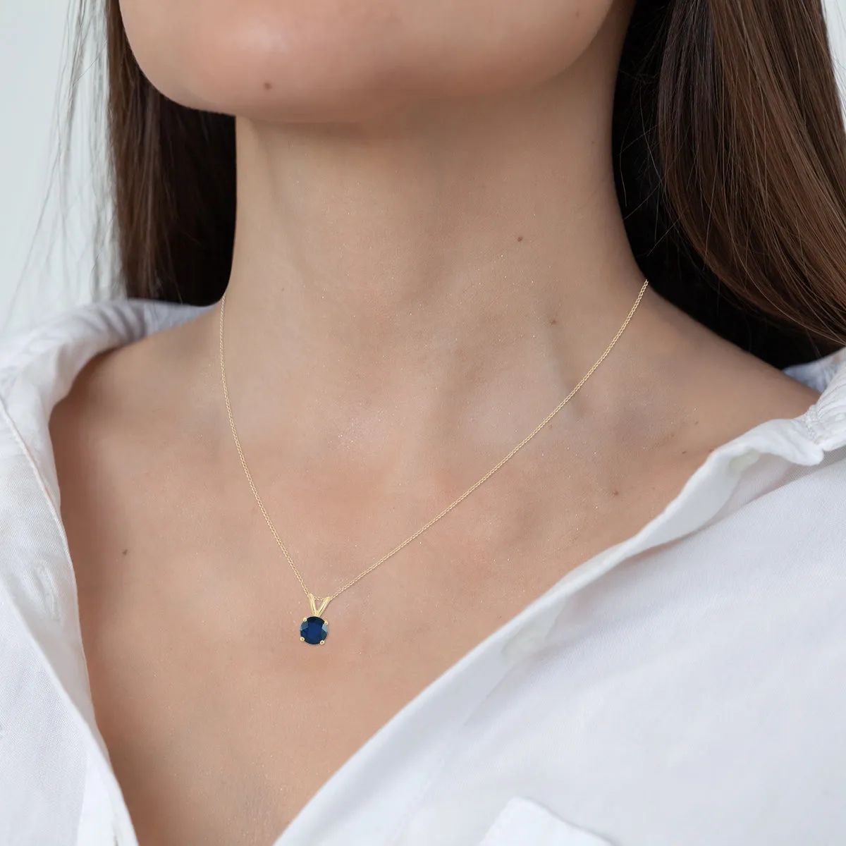 14K Yellow Gold 4Mm Round Sapphire Pendant