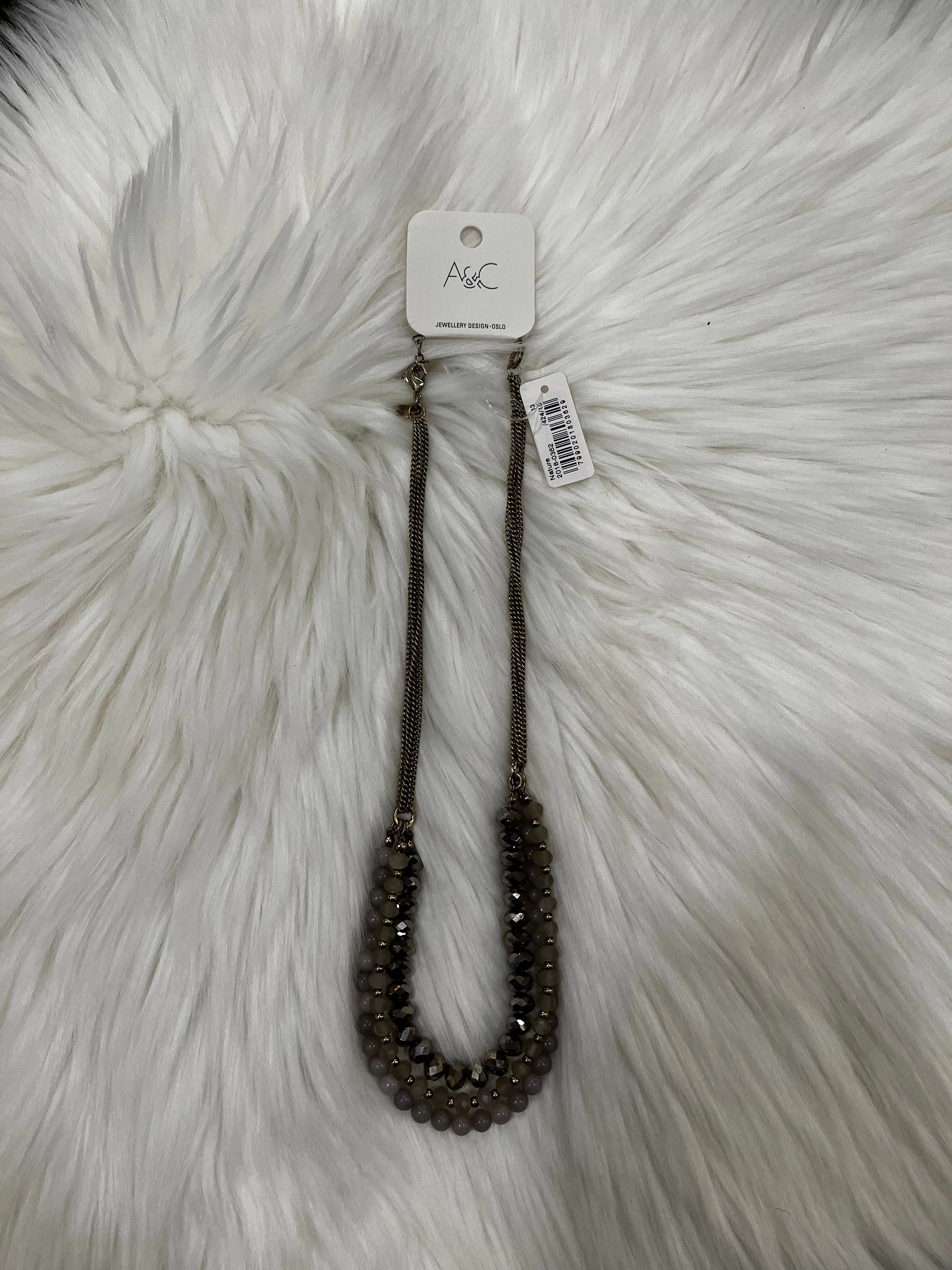A&￼C Jade Bead Necklce