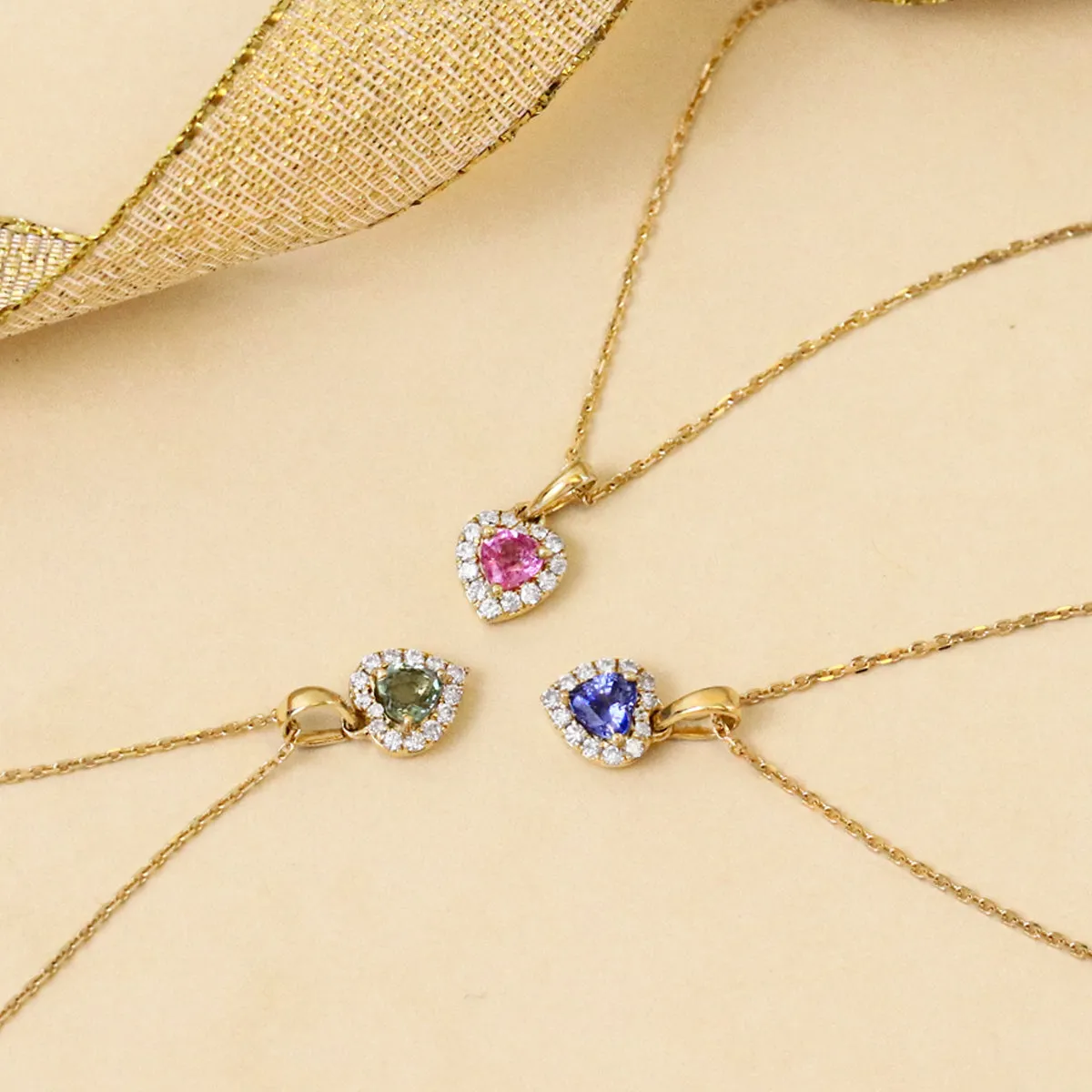 Bijou Collection Petite Green Sapphire & Diamond Heart Halo Pendant | 9K Yellow Gold