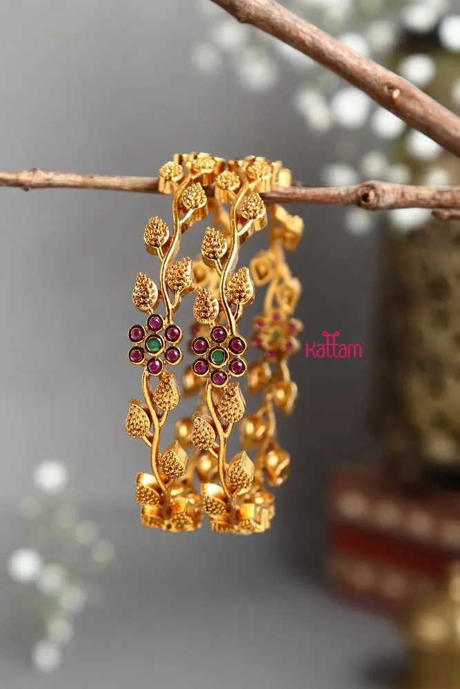 Goldtone Floral Leaf Bangle