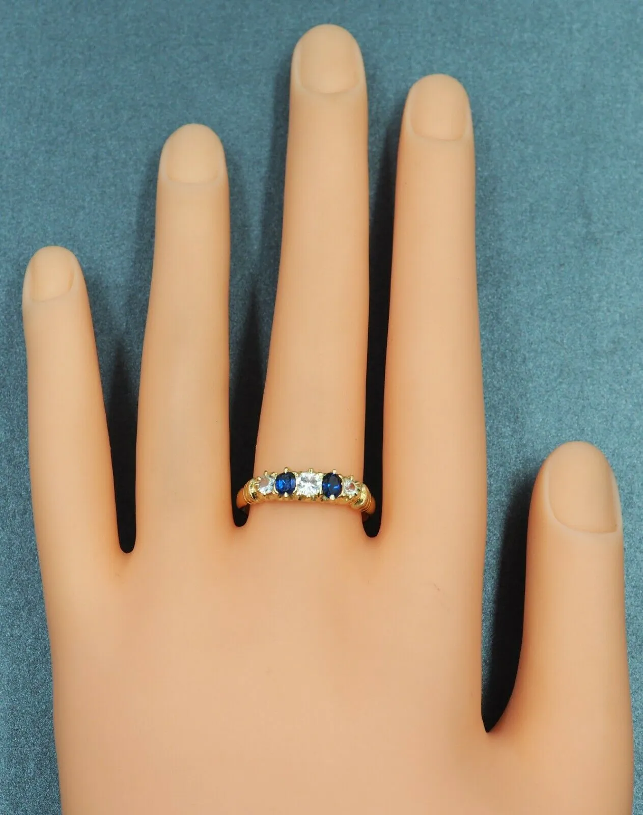 Sapphire & Spinel 18ct Yellow Gold Ring