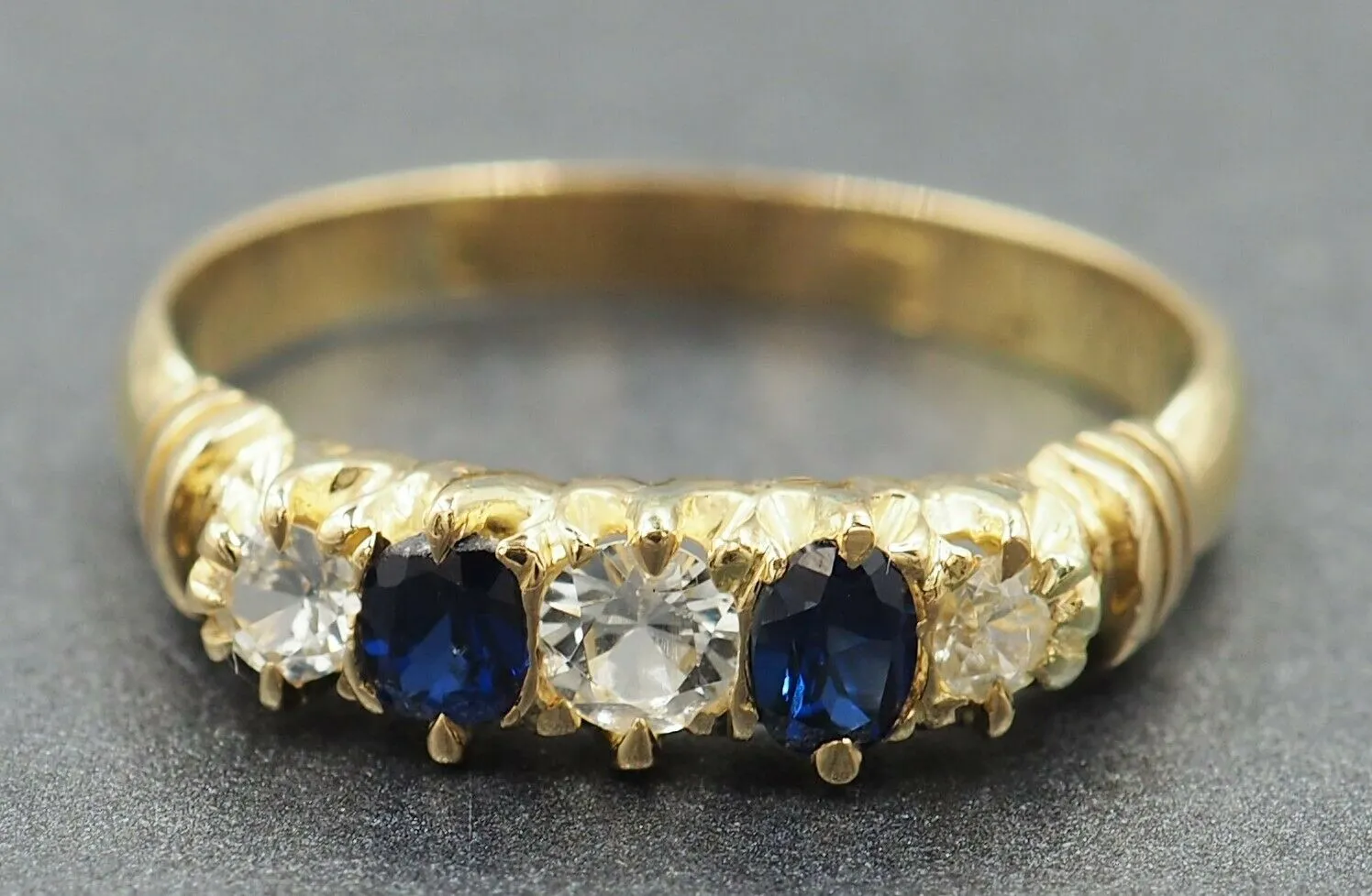 Sapphire & Spinel 18ct Yellow Gold Ring